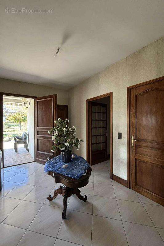 Maison t5 - 155m² - calme et tranquillité - photo 4