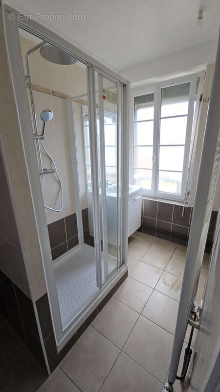 Appartement à ECOUIS