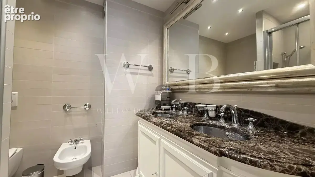 Cannes, la Croisette - Port Canto. Appartement de 229 m² avec vue mer + dépendances - photo 11