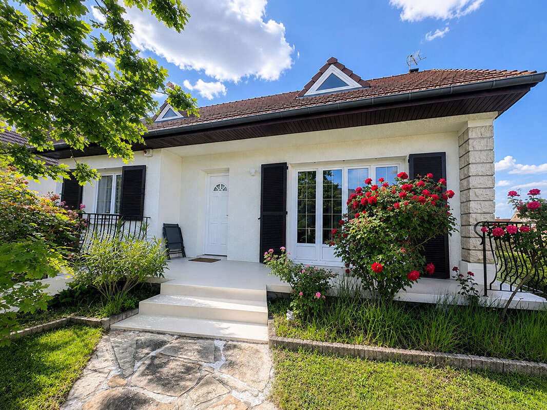 Maison à ORRY-LA-VILLE