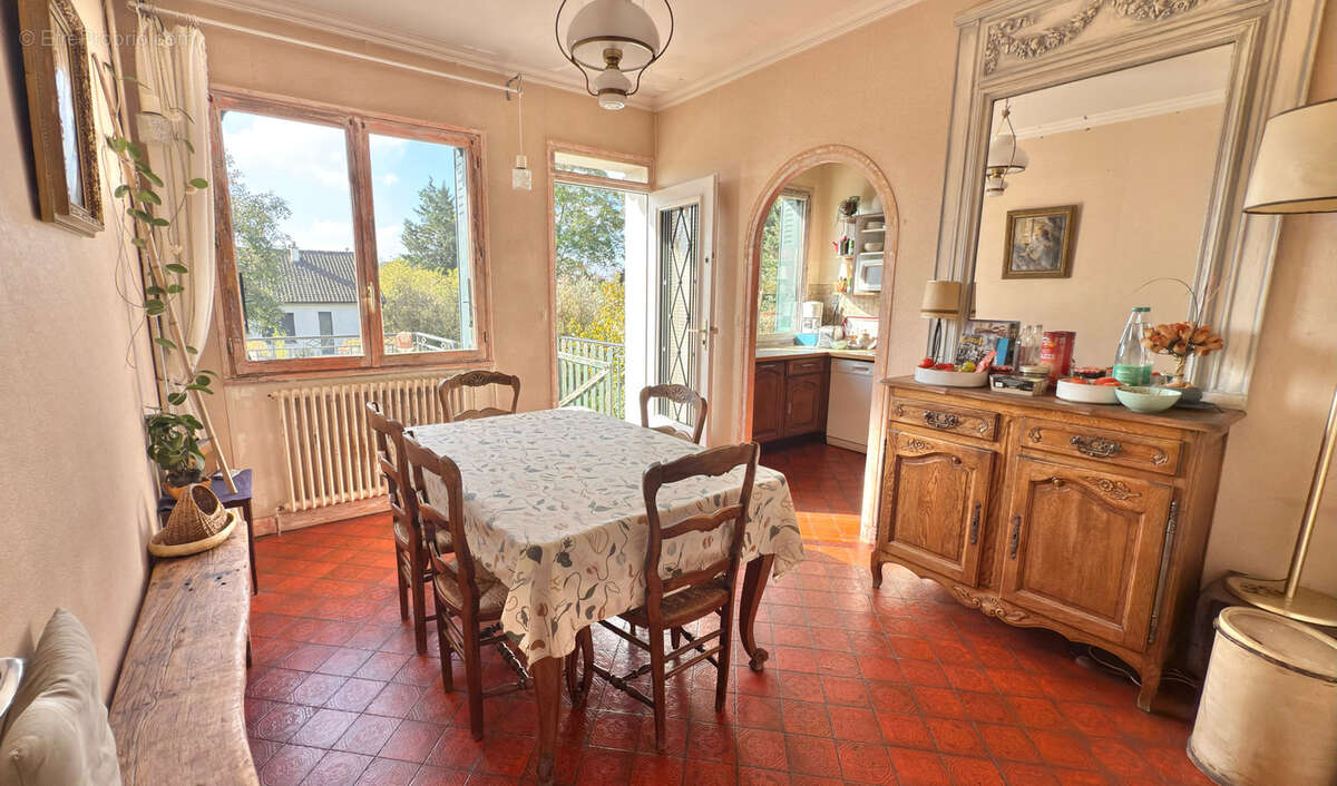 Maison à SAINT-GRATIEN