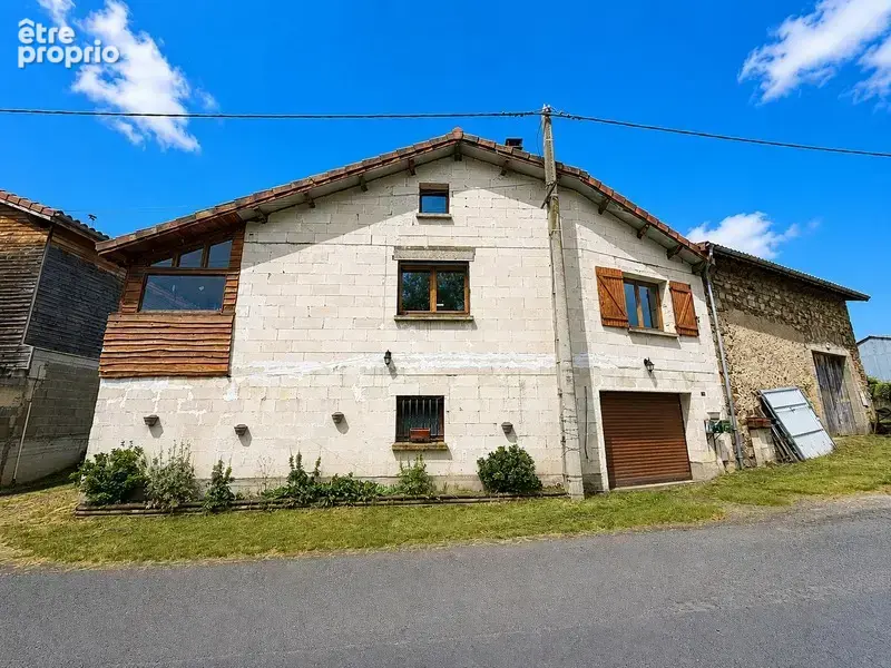  Maison à vendre à Manglieu – 162 m² habitables avec granges, 5 chambres, terrain et vue dégagée sur la nature - photo 22