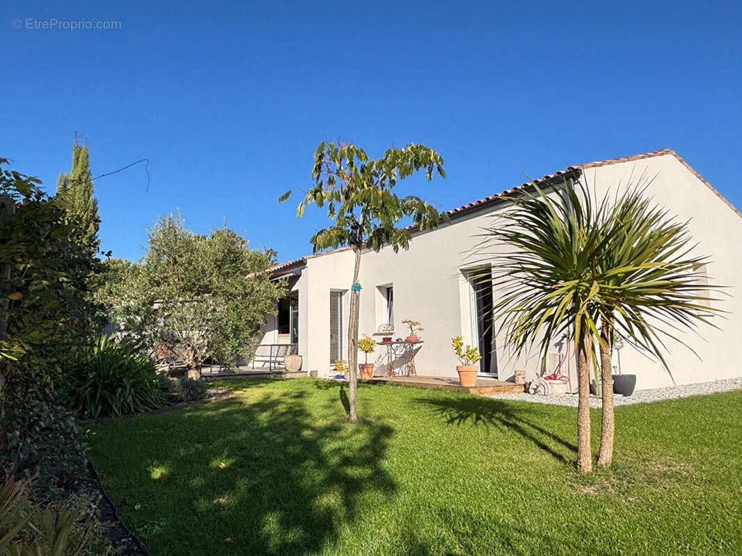 Maison à SAINT-SULPICE-DE-ROYAN