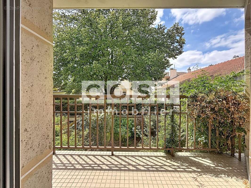 Appartement 59 m² à La Garenne-Colombes  - photo 4