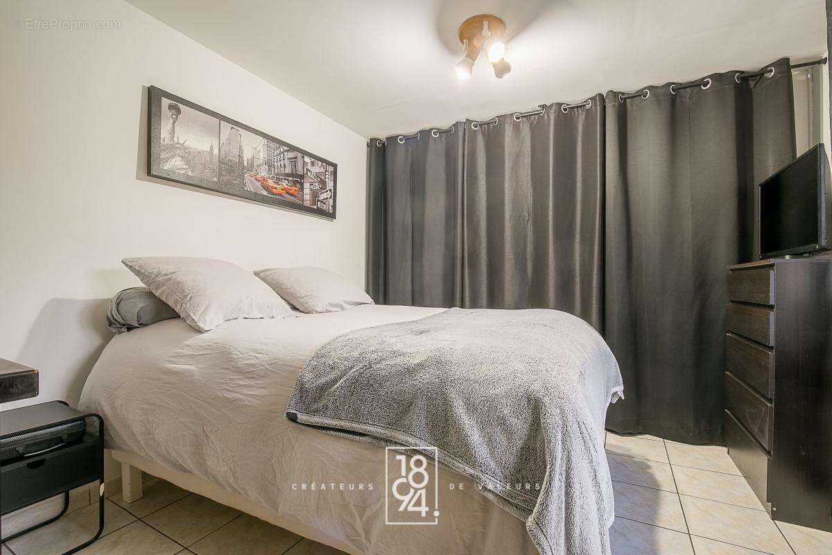 Appartement à MARSEILLE-16E