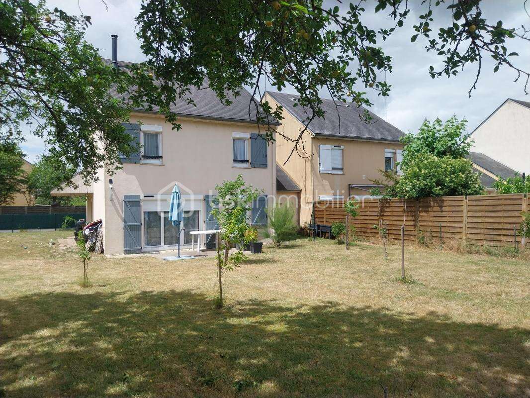 Maison de 101 m2 avec 4 chambres - Terrain de 527 m2 à Sully sur Loire - photo 4