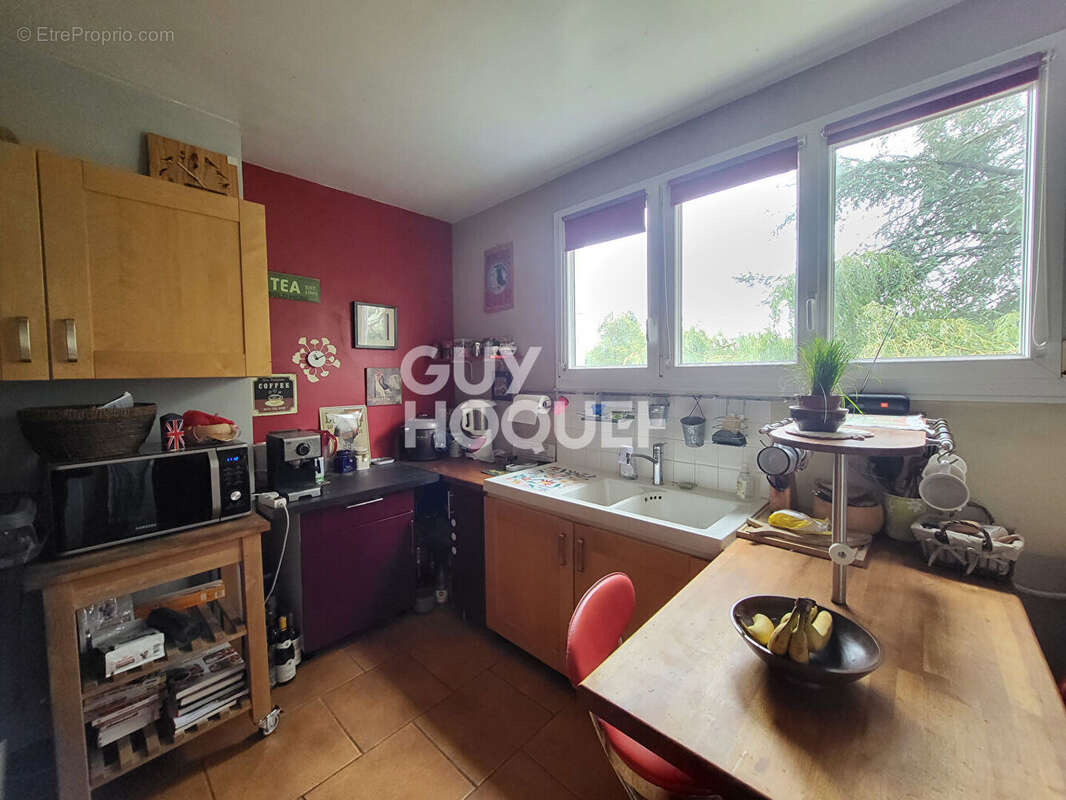 Appartement à LA CELLE-SAINT-CLOUD