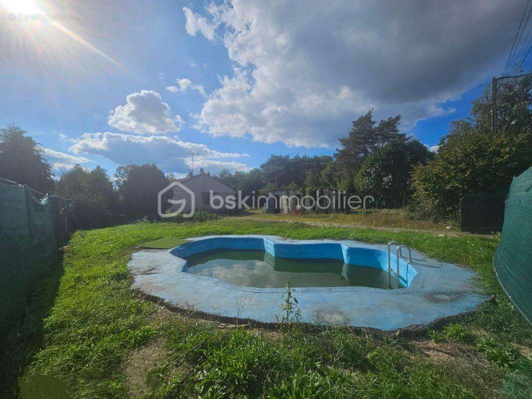 Maison à VANNES-SUR-COSSON