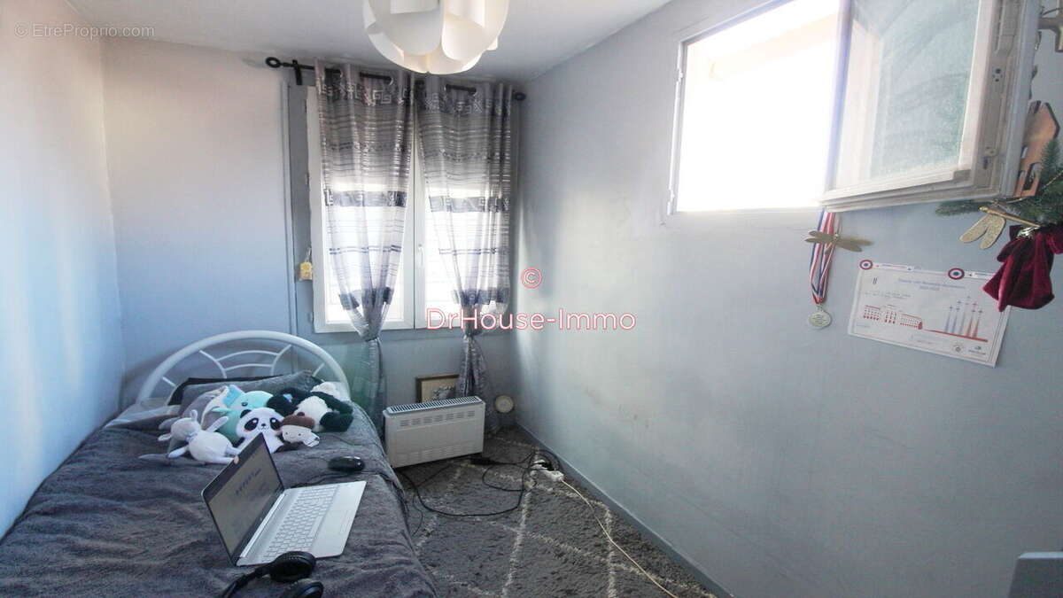 Appartement à MARSEILLE-15E