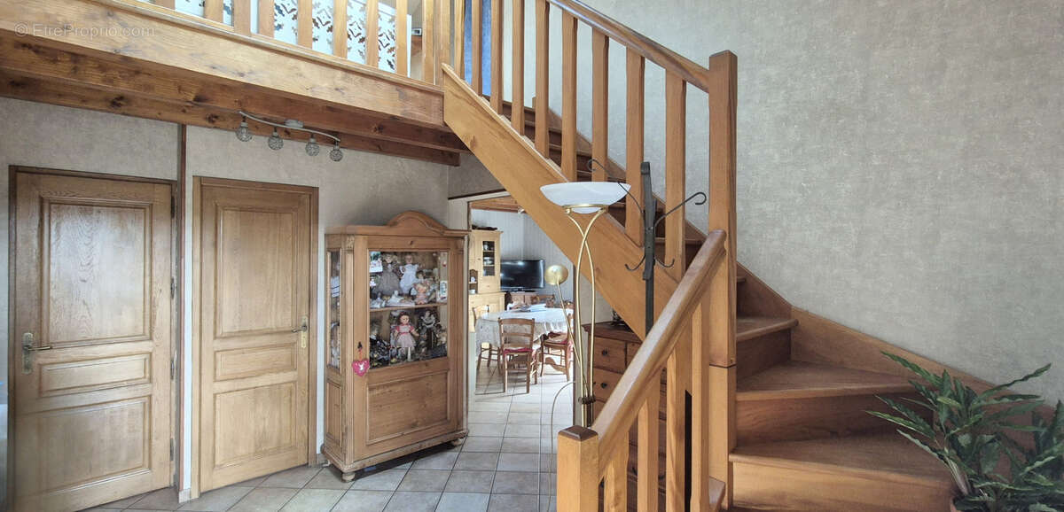 Maison à TREPT