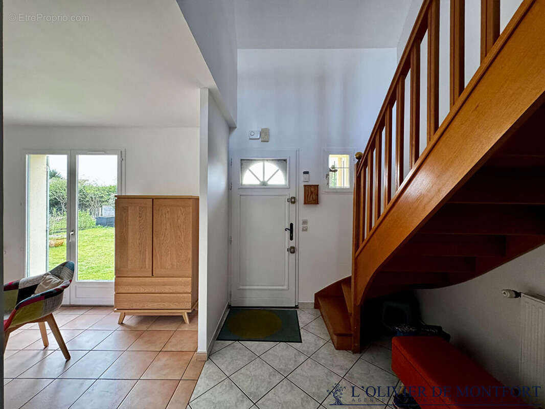 Maison à MONTFORT-L'AMAURY