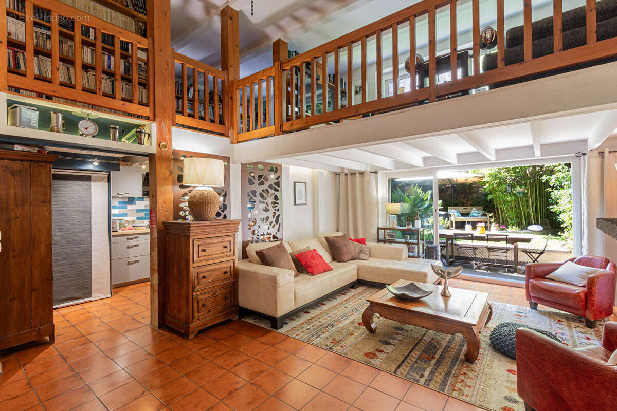 Maison à MARSEILLE-4E