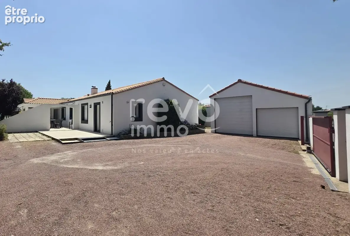 Propriété de charme avec piscine chauffée sur parcelle de + de 8000m² - photo 10
