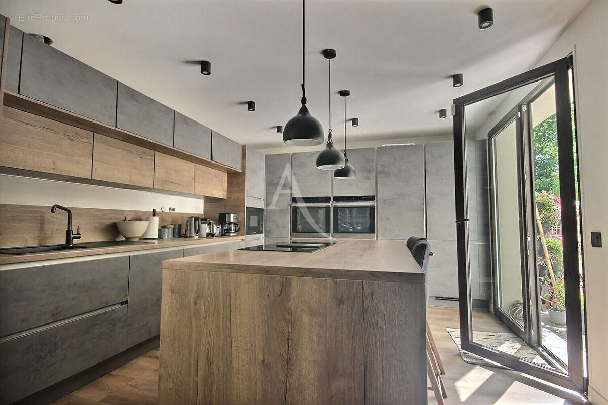 Maison à NEUVILLE-SUR-OISE