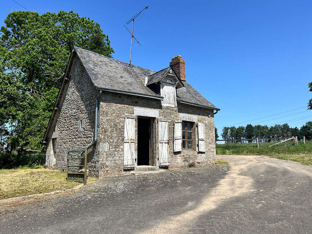 Maison à LARCHAMP