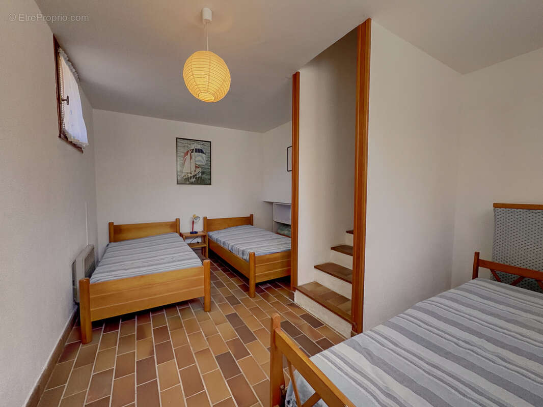 Appartement à SIX-FOURS-LES-PLAGES
