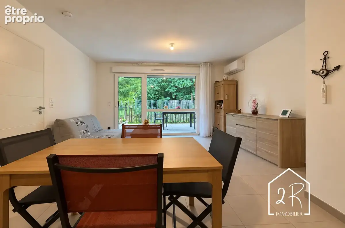 T2 - 42 m2 - rez-de-jardin - parking - photo 7