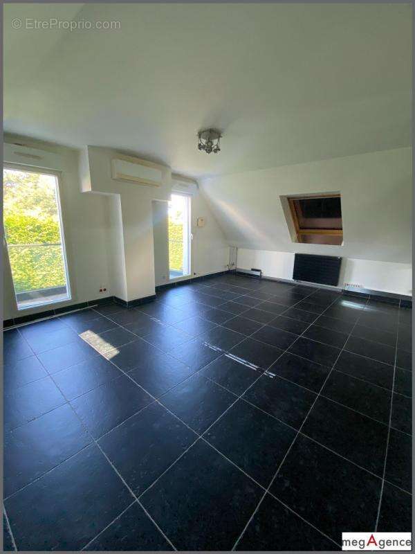 Maison à SAINT-MARTIN-BOULOGNE