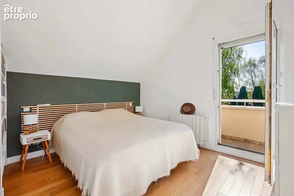 Exclusivite chatou - maison contemporaine de 190  m² - terrain 706 m² - sous-sol - au calme- lumineux - sans vis a vis - photo 12