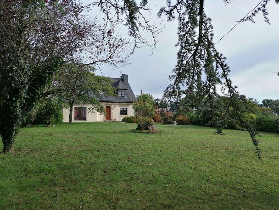 Maison à CARO