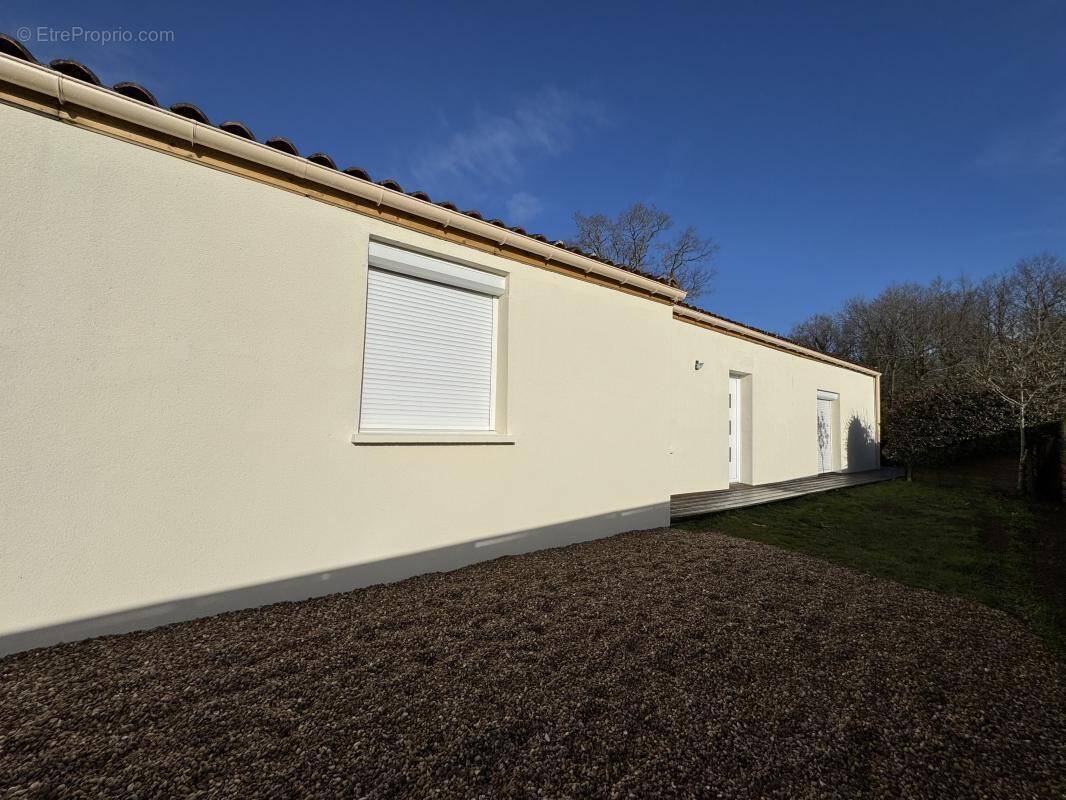 Maison à MEDIS