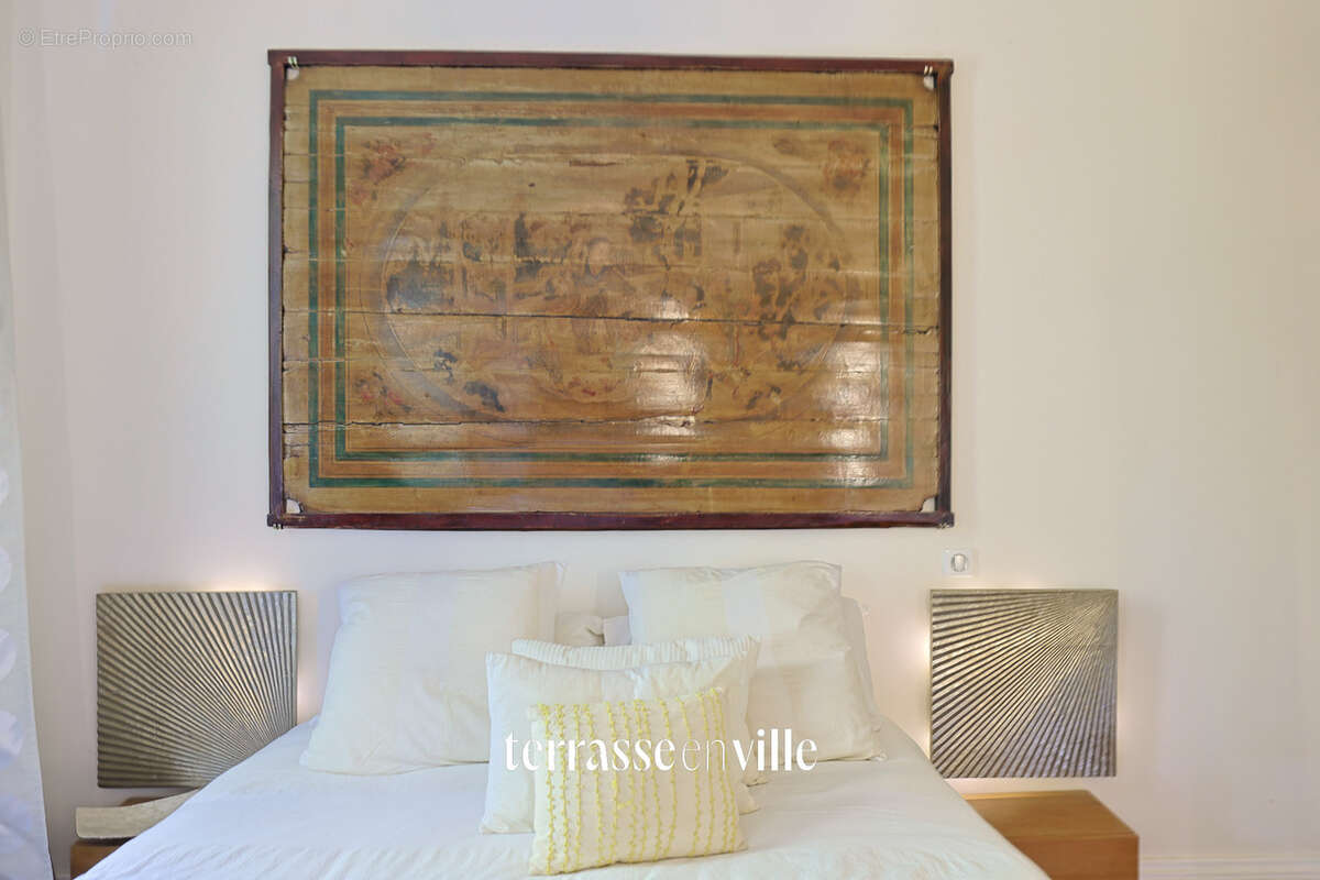 Appartement à LA CRAU