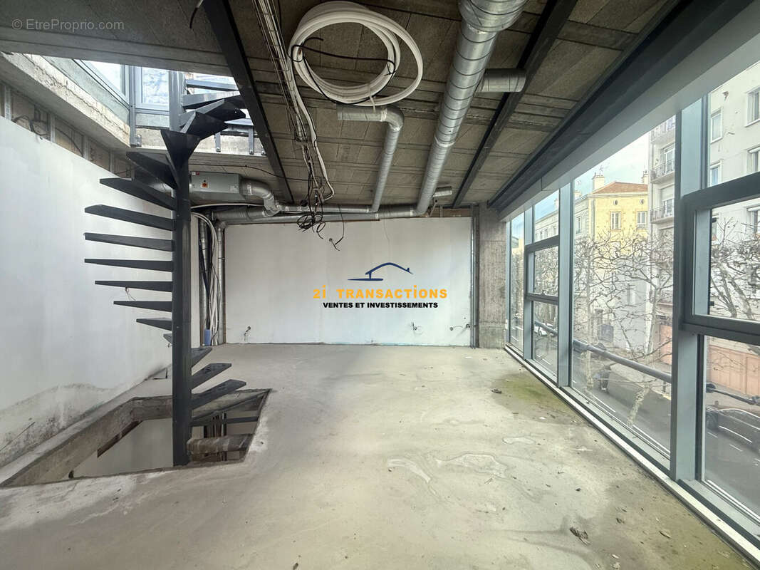 Commerce à SAINT-CHAMOND