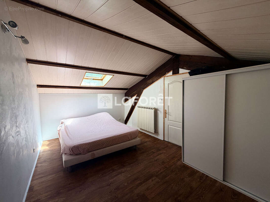 Maison 90 m² à Carmaux  - photo 8