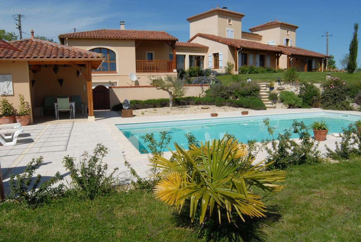 Maison à BASSOUES