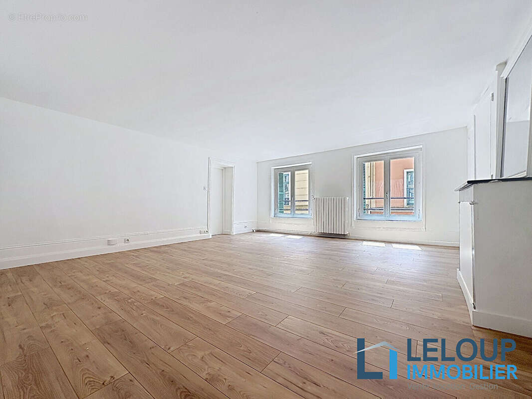Appartement de charme 121 m² - Rouen Vieux Marché / Préfecture - photo 3