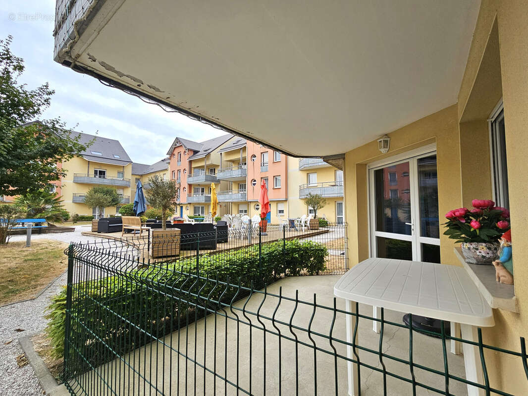 Appartement T3 - Terrasse - Parking - photo 9