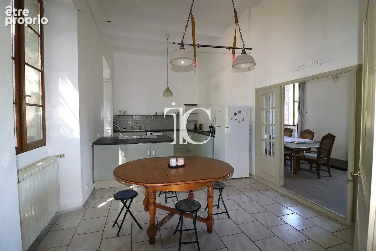 Maison ancienne de caractere avec piscine sur 3190m² de terrain - photo 4