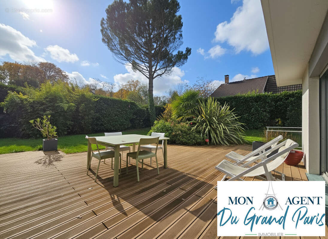 Maison à VELIZY-VILLACOUBLAY