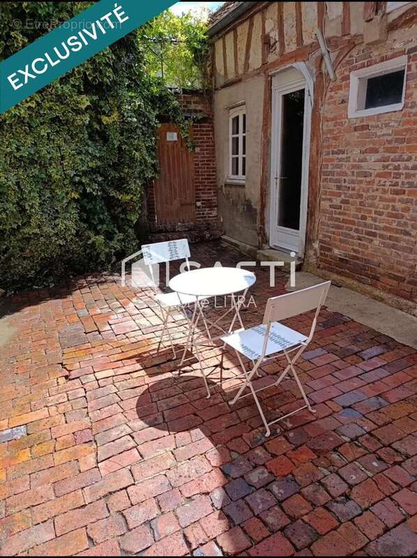 Maison 95 m² à La Ferte-Loupiere  - photo 2