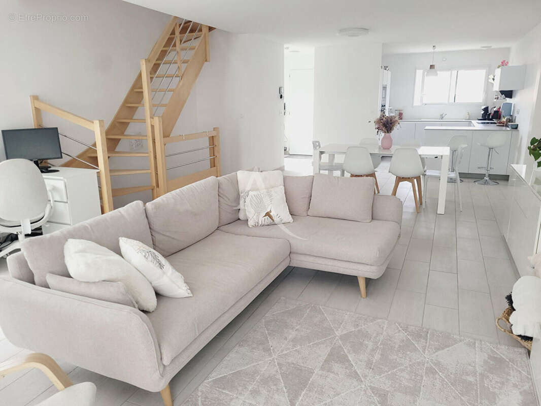 Maison à BRY-SUR-MARNE