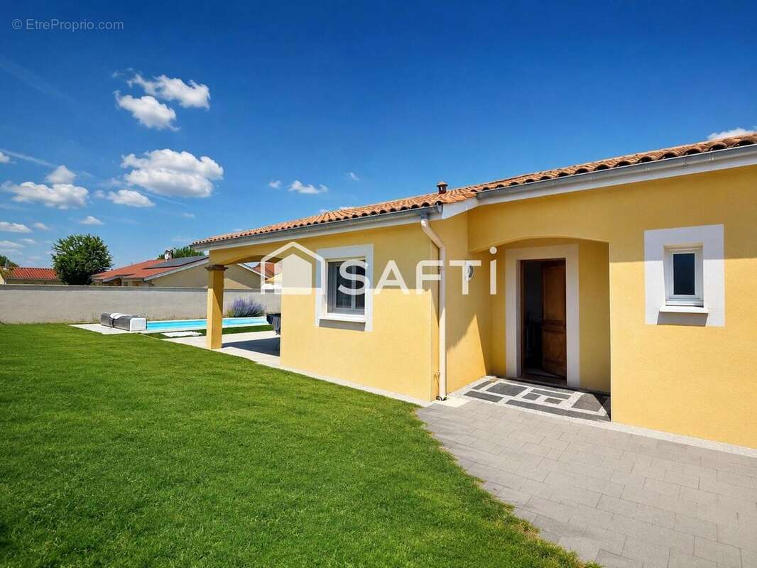 Maison 156 m² à Veauchette  - photo 2