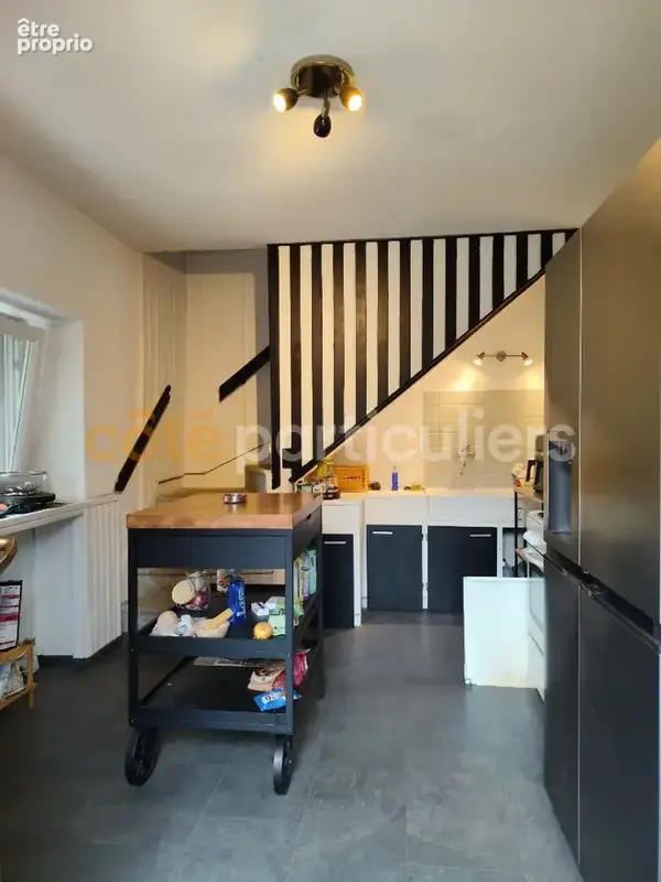 Maison à rénover de 83 m² avec sous-sol et terrain de 343 m² à Dole - photo 3