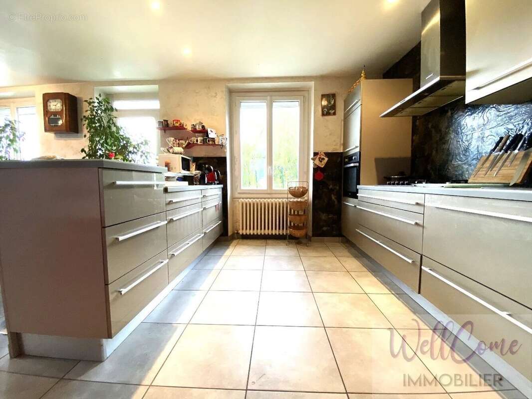 Maison à AIX-LES-BAINS
