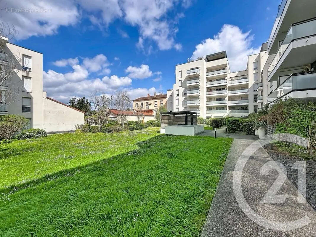 Appartement 45 m² à Lyon-7e  - photo 3