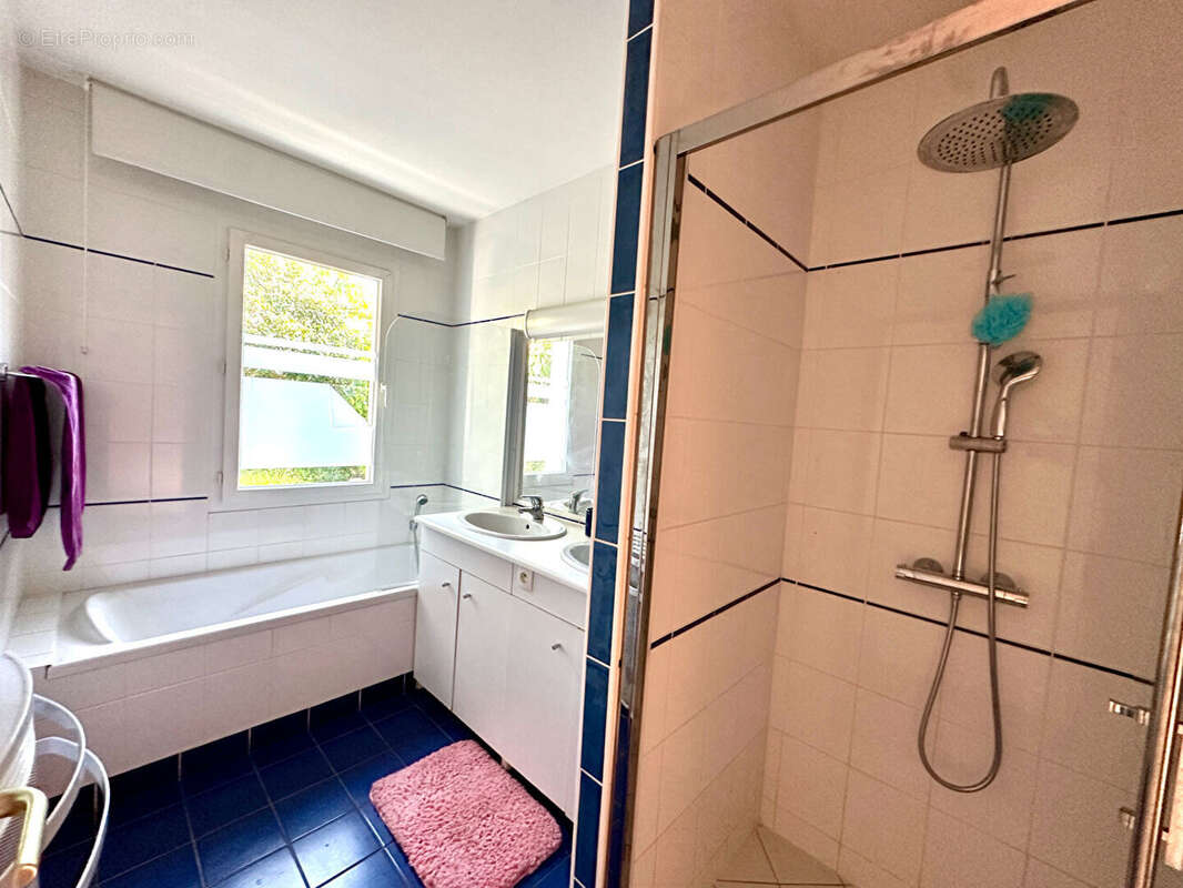 Maison à VOUNEUIL-SOUS-BIARD