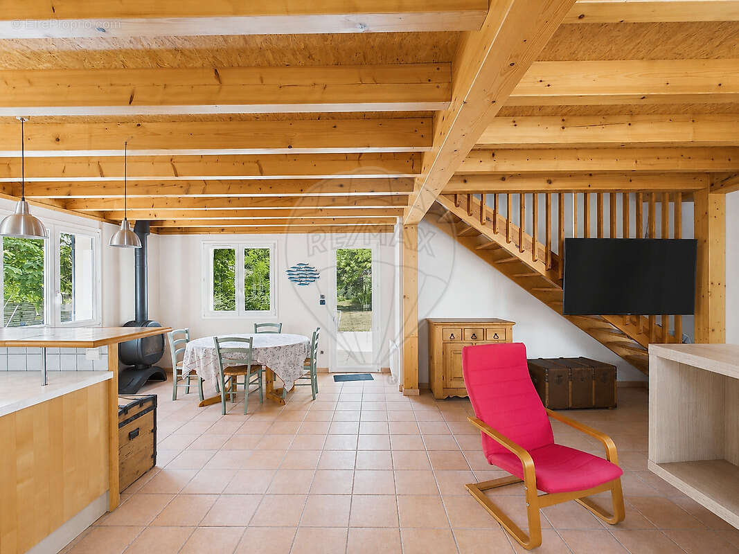 Maison à LES MATHES