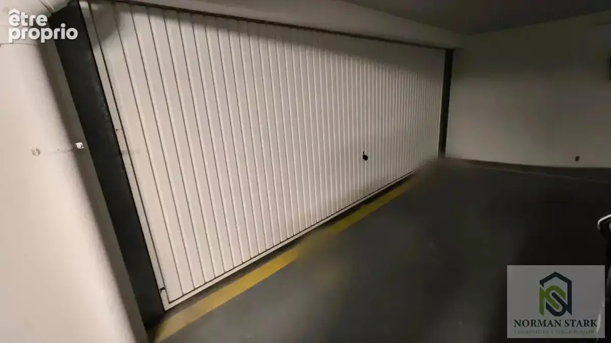 Double garage à Cap d’Ail, sécurisé et aux portes de Monaco, idéal pour véhicules de sport ou stockage, rare sur le secteur - photo 2