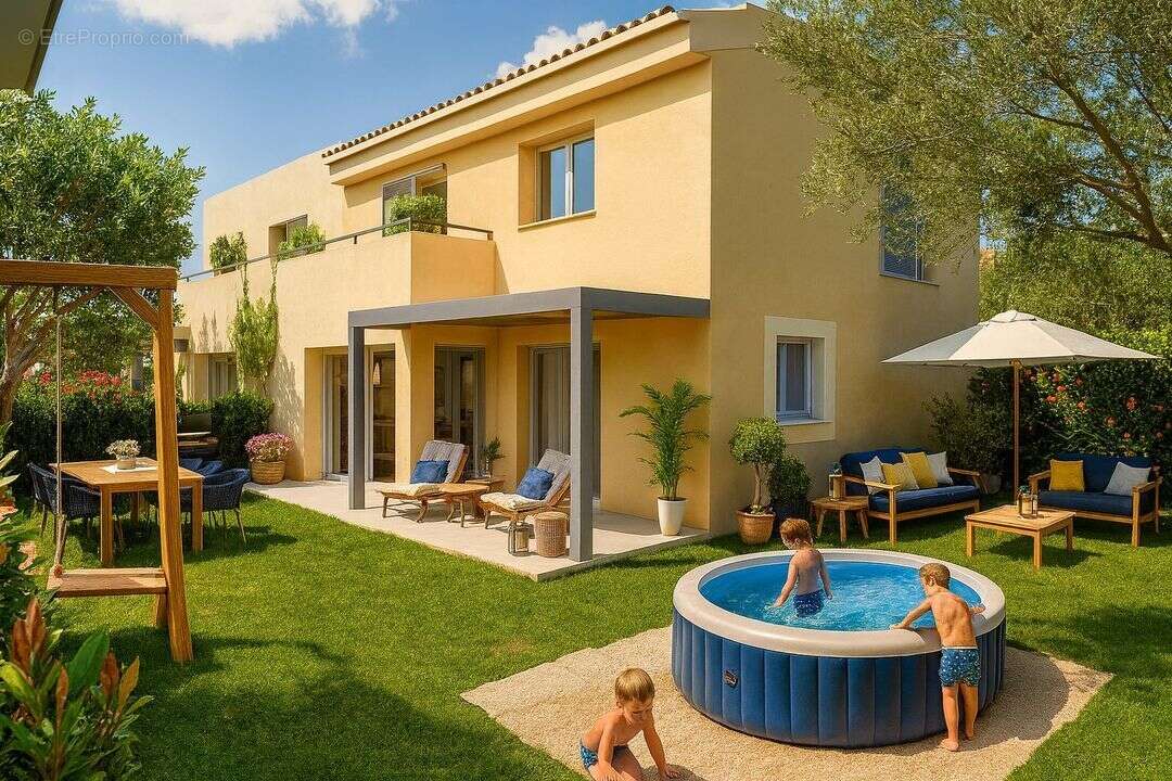 Maison à BORMES-LES-MIMOSAS