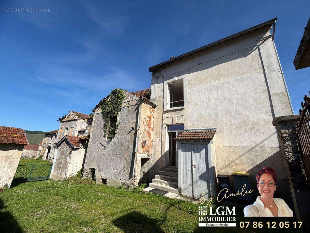 Crézancy – Maison de caractère 3 Chambres avec dépendances sur 784 m² - photo 15