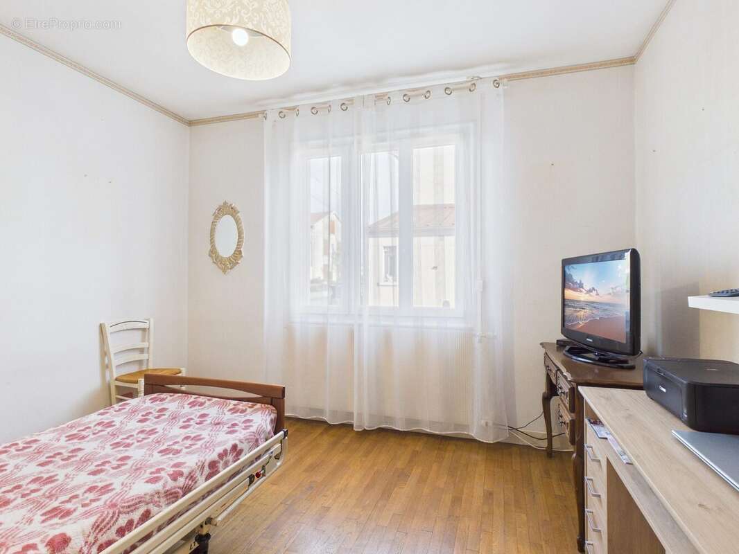 Maison à ROMILLY-SUR-SEINE