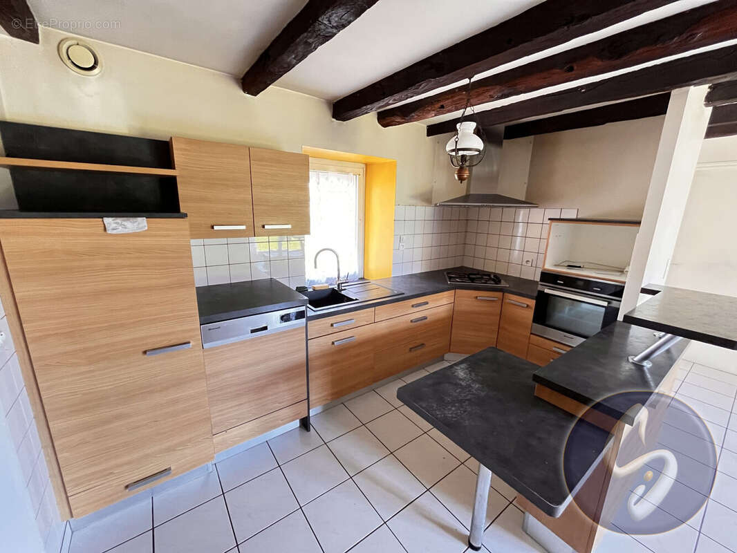 Maison à MALESTROIT