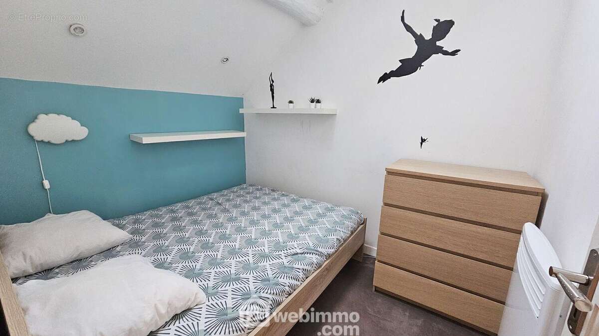 Une chambre de 5,40 m², idéal pour un enfant...