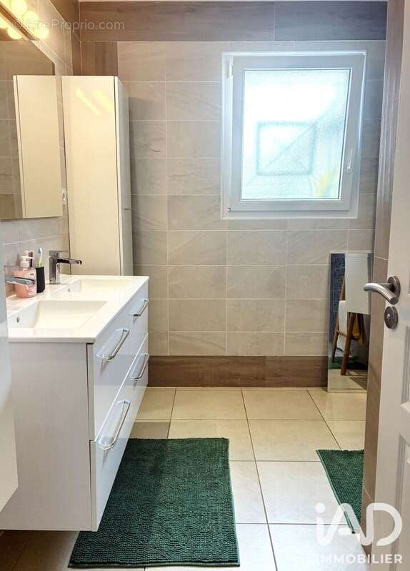Maison 90 m² à Saint-Pierre-D'aurillac  - photo 7