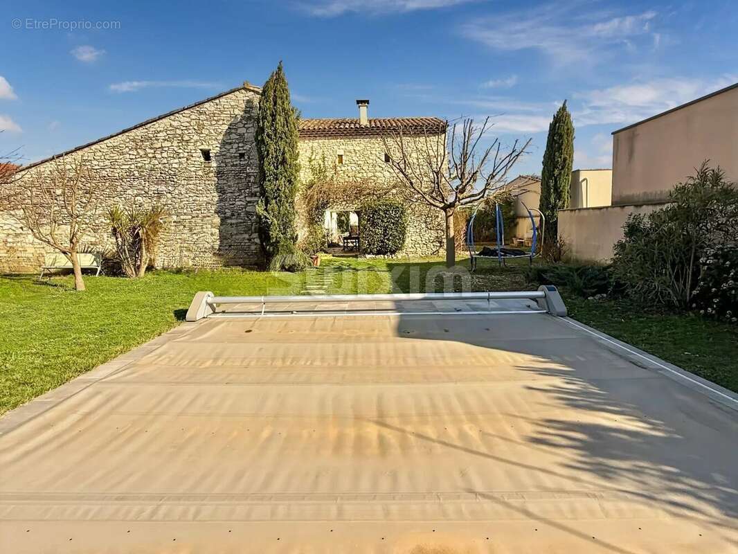 Maison à SAINT-MARCEL-LES-SAUZET