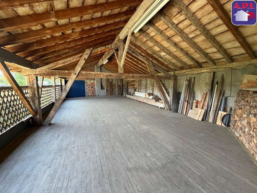 Maison à CRAMPAGNA